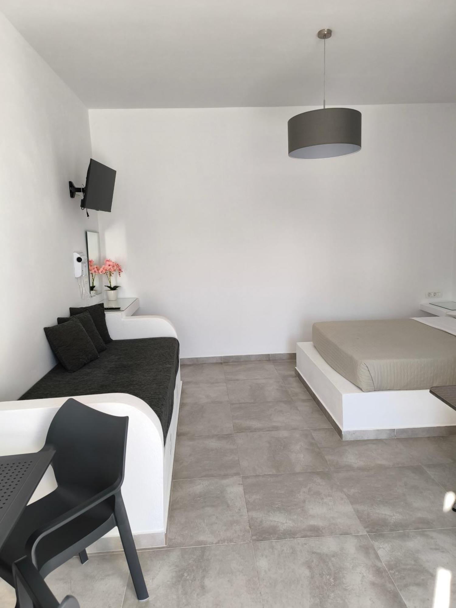 Mary Rooms Περίσσα Εξωτερικό φωτογραφία